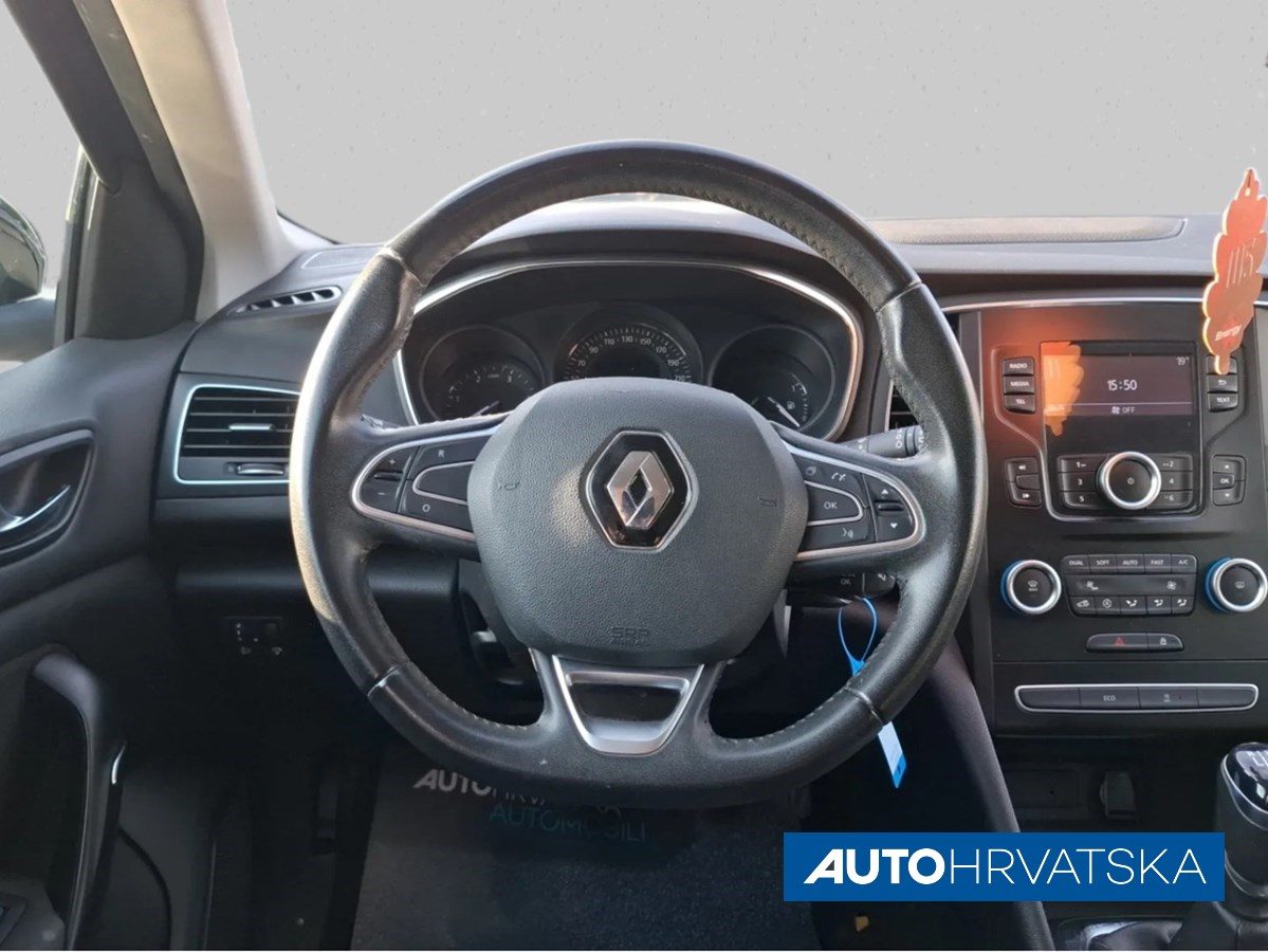 2019 Renault Megane — fotografija 10