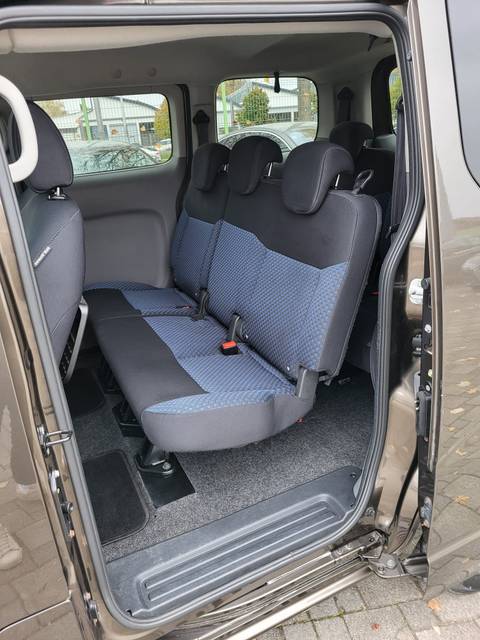 2013 Nissan Nv200 — sličica 21