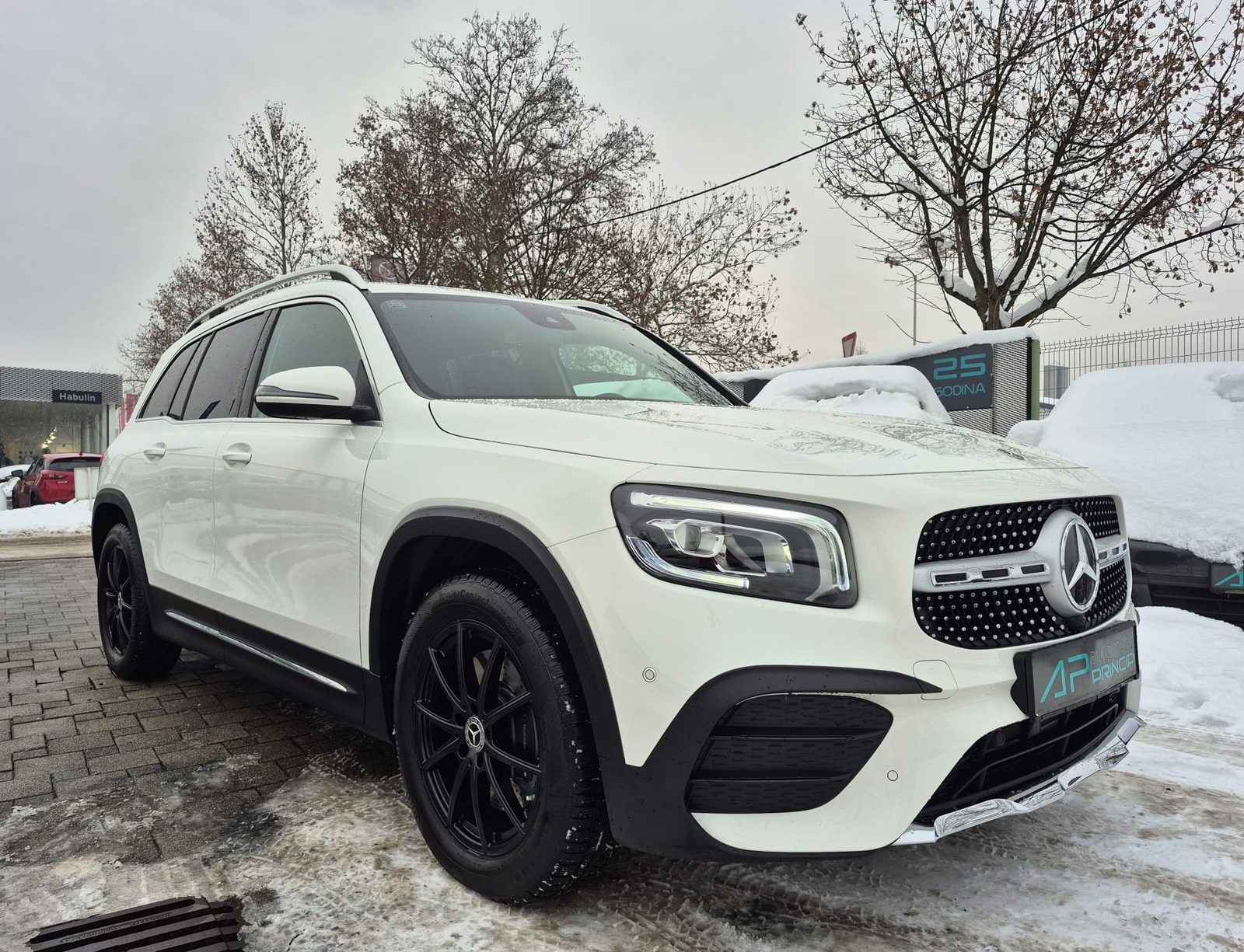 Mercedes-Benz GLB — fotografija 9