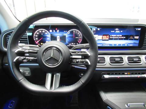 2025 Mercedes-Benz GLE — sličica 15