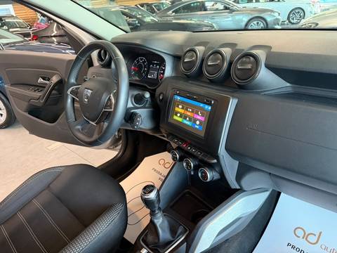 2020 Dacia Duster — sličica 23