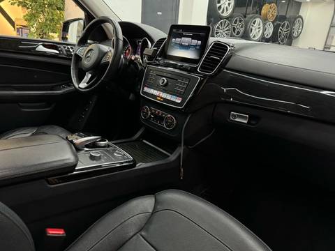 2016 Mercedes-Benz GLS — sličica 20