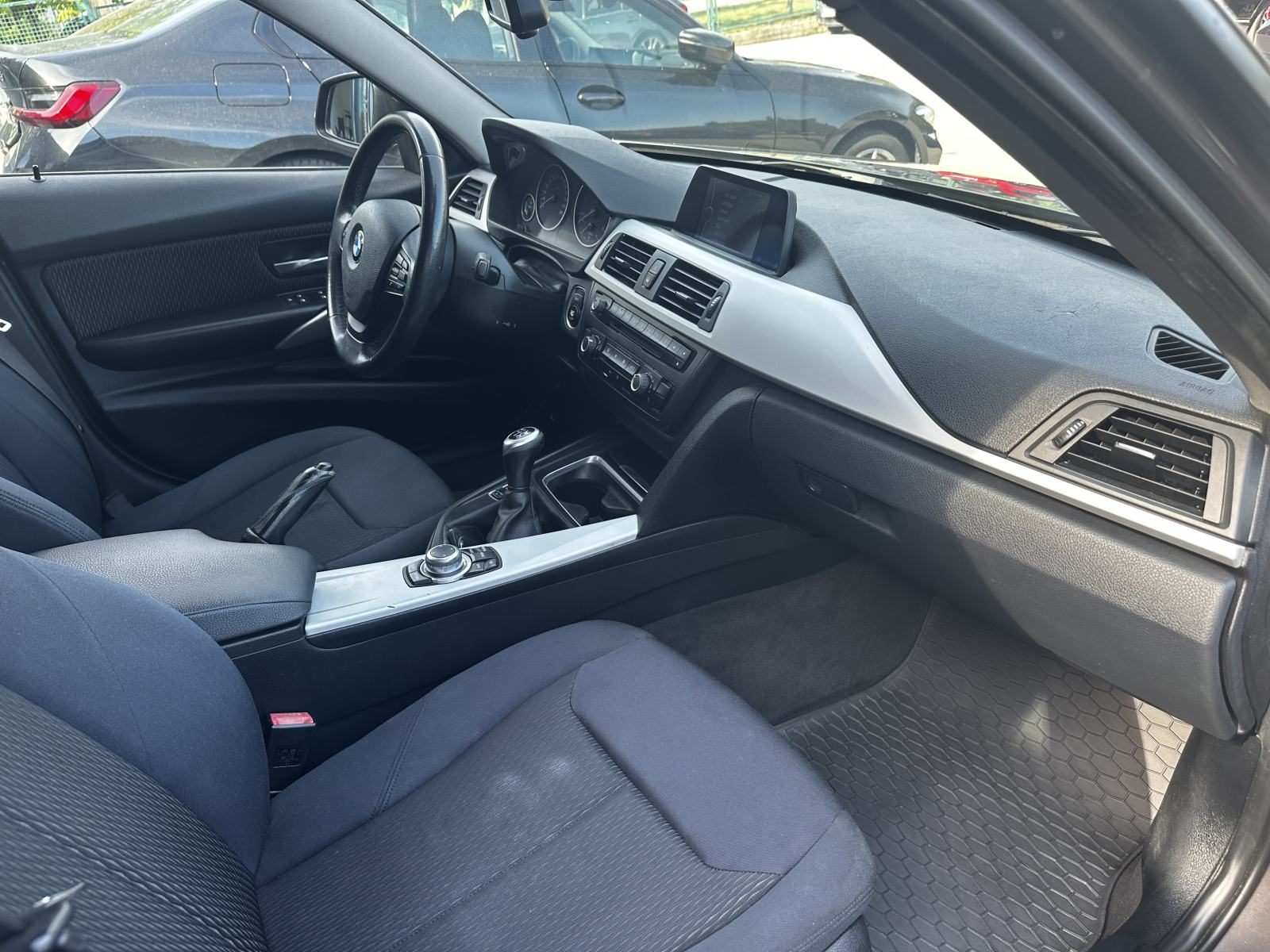 2012 BMW Serija 3 — fotografija 5