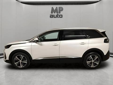 2021 Peugeot 5008