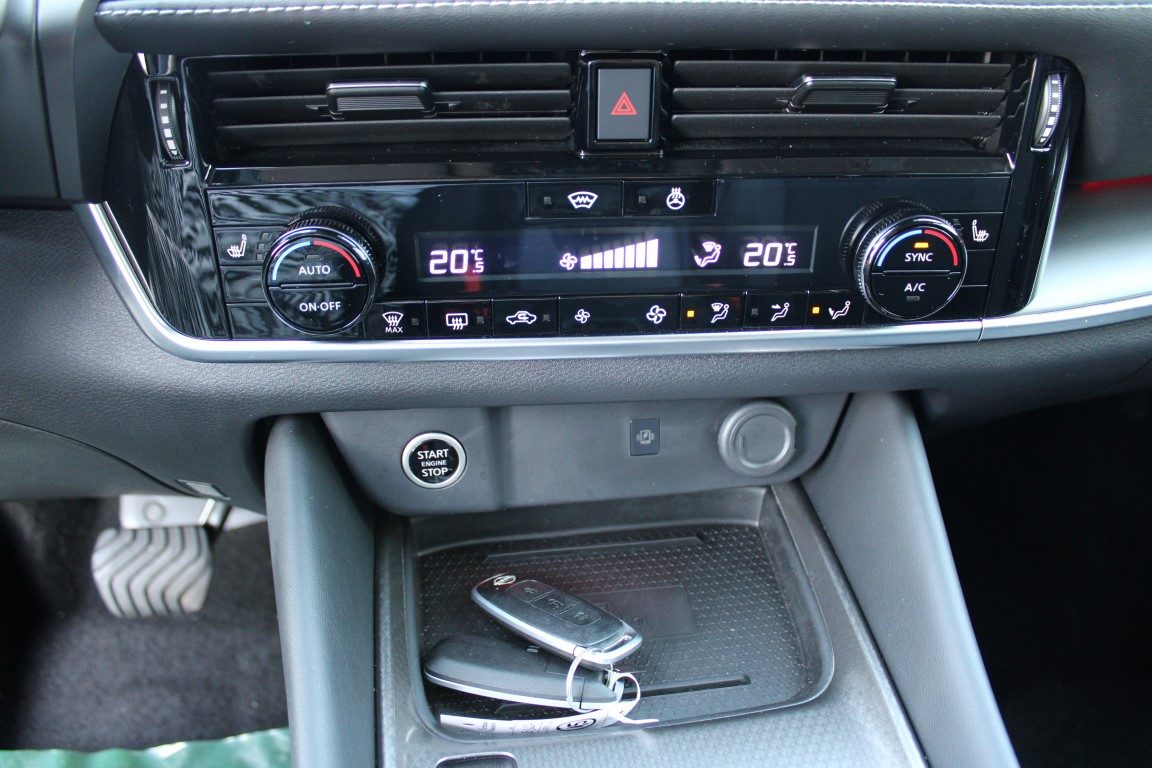 2025 Nissan Qashqai — fotografija 17