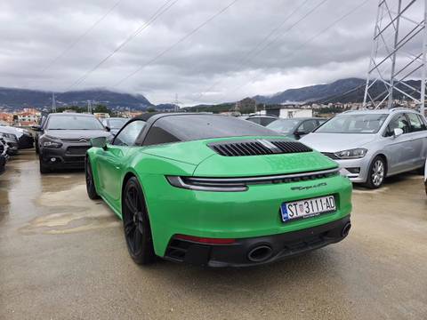 2022 Porsche 911