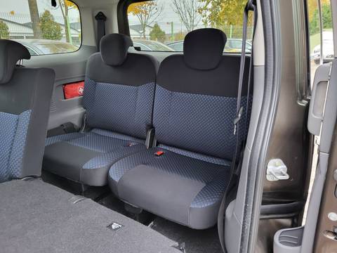2013 Nissan Nv200 — sličica 22