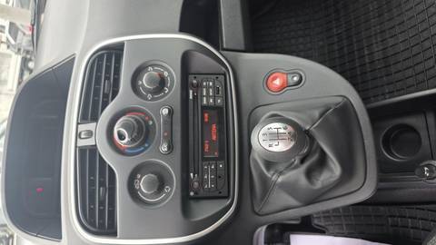 2021 Renault Kangoo Express — sličica 15