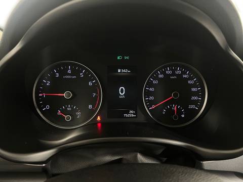 2022 Kia Stonic — sličica 17