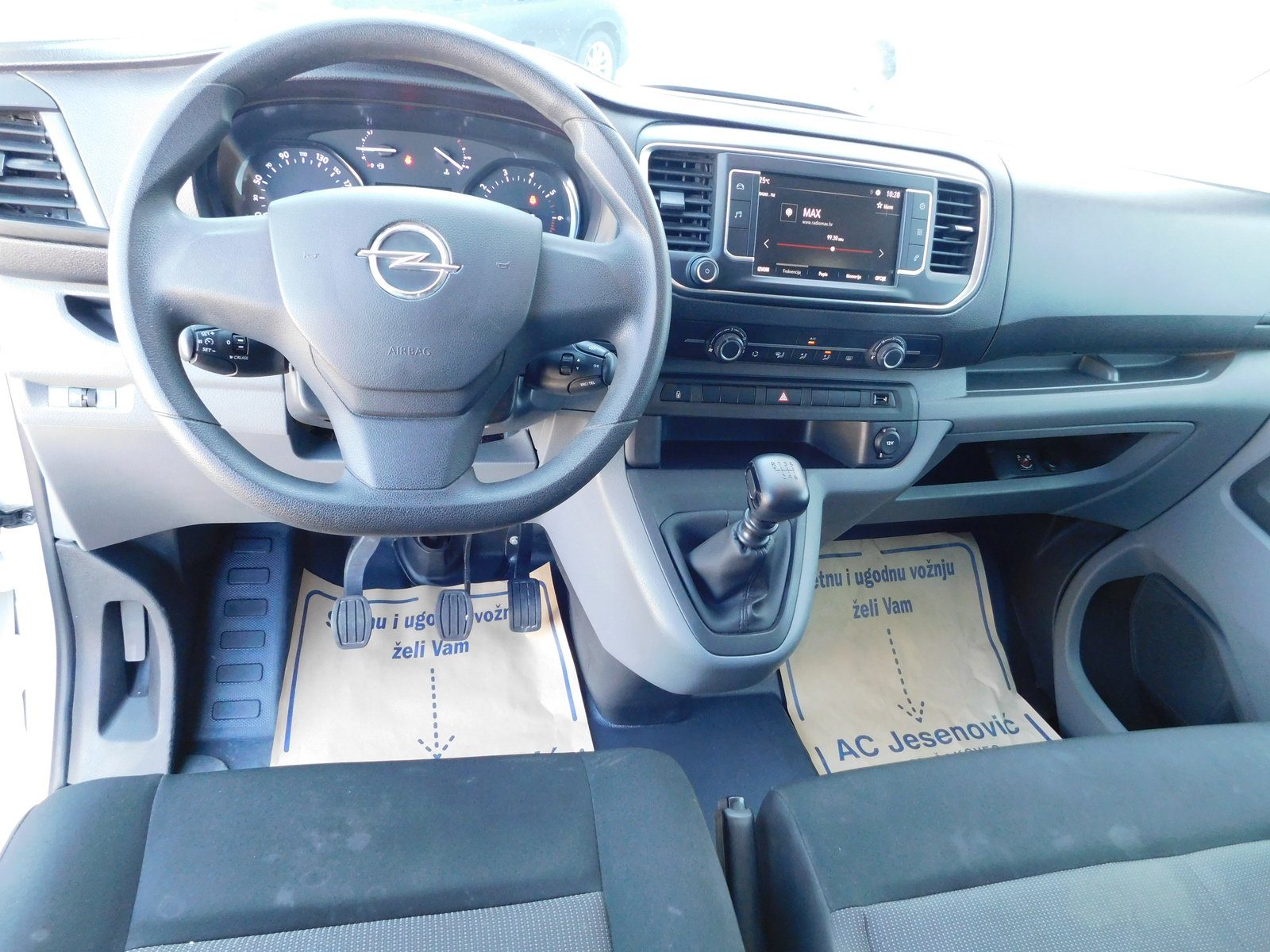 2021 Opel Vivaro — fotografija 8