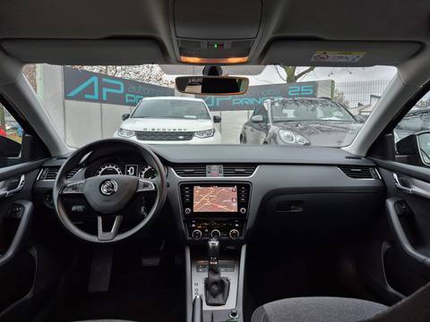 2020 Škoda Octavia Combi — sličica 13