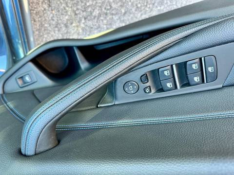 2023 BMW Serija 5 — sličica 15