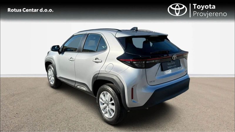 2026 Toyota Yaris Cross — fotografija 4