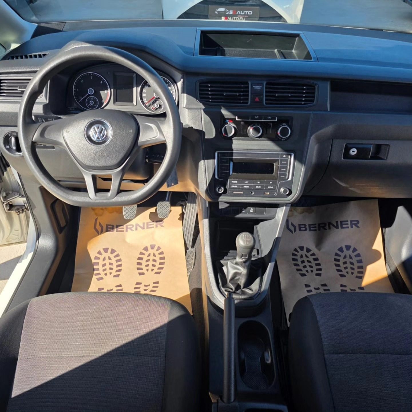2020 Volkswagen Caddy — fotografija 6