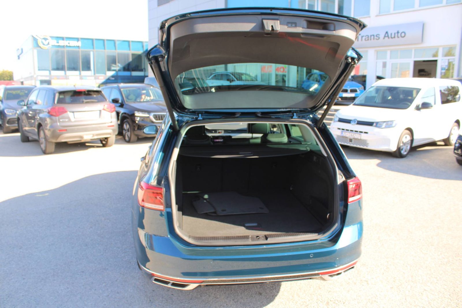 2022 Volkswagen Passat Variant — fotografija 9