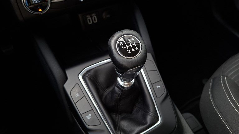 2021 Ford Kuga — fotografija 17
