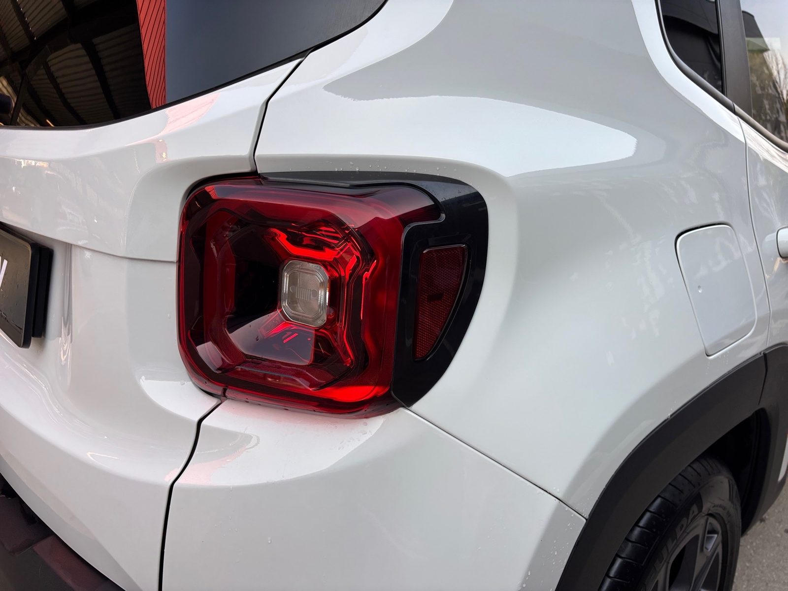 2022 Jeep Renegade — fotografija 13