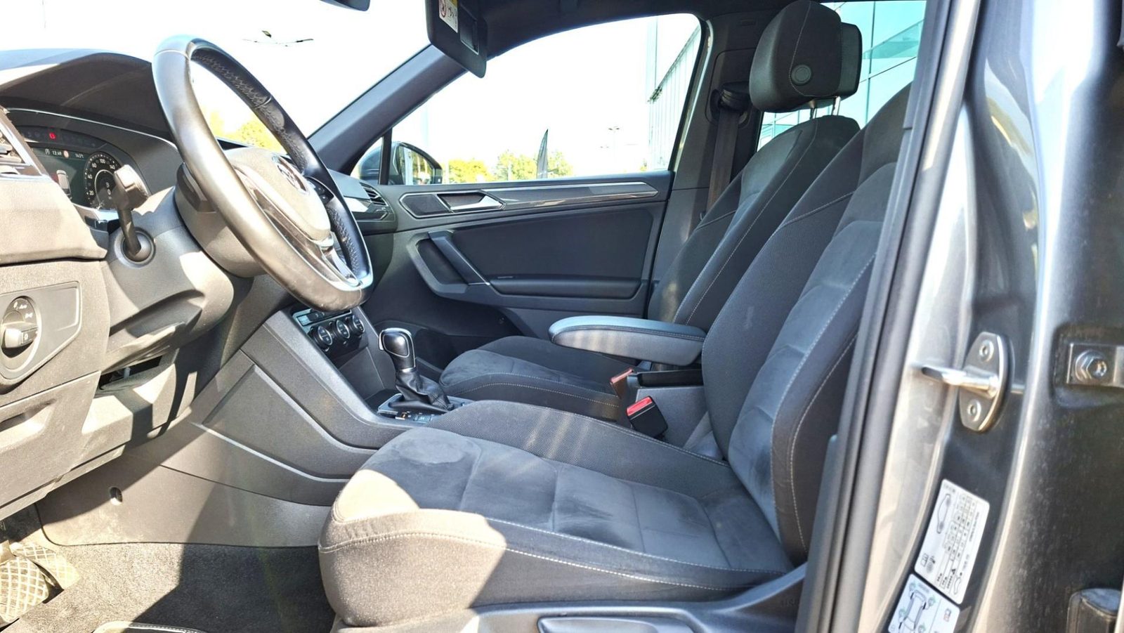 2017 Volkswagen Tiguan — fotografija 3