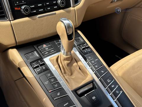 2017 Porsche Macan — sličica 19