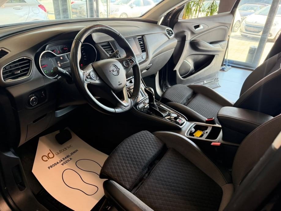 2019 Opel Grandland — fotografija 12