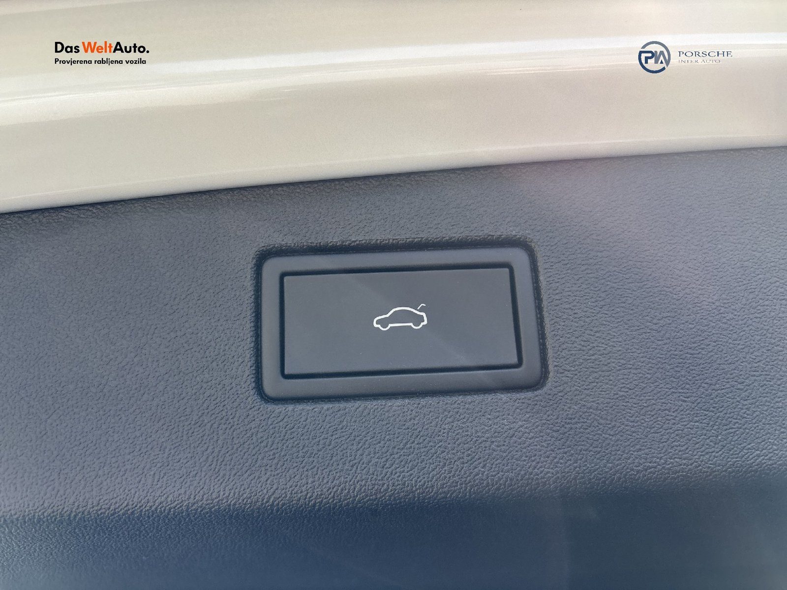 2025 Volkswagen Tiguan R-Line — fotografija 28