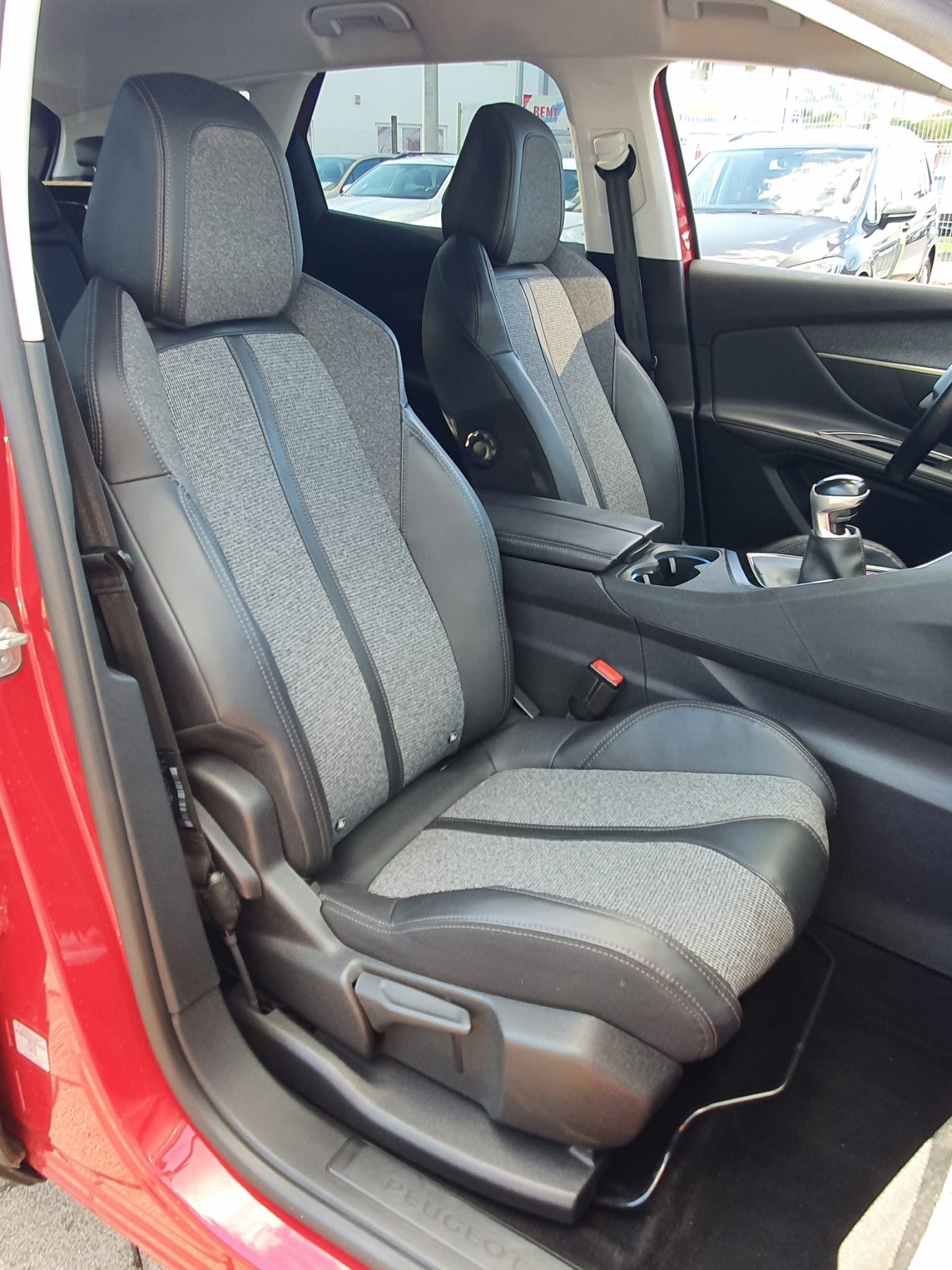 2017 Peugeot 3008 — fotografija 12