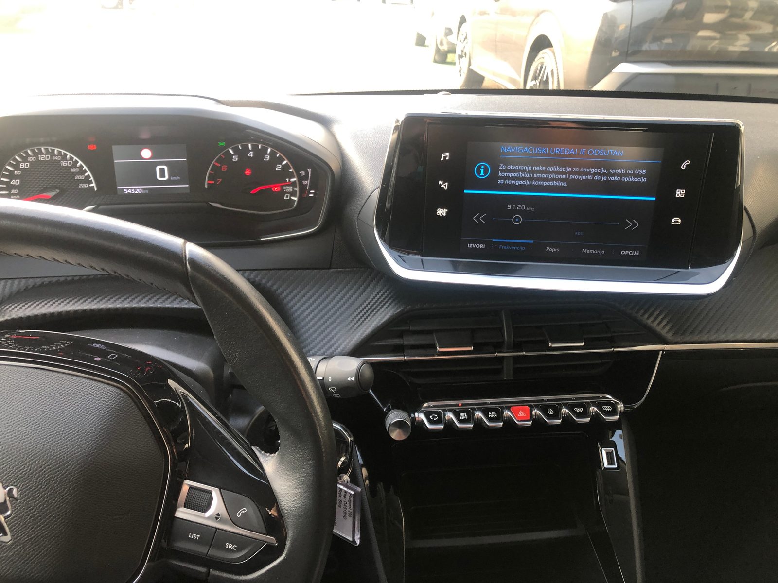 2021 Peugeot 208 — fotografija 8
