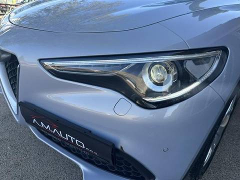 2021 Alfa Romeo Stelvio — sličica 11