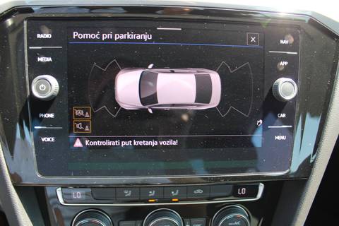 2020 Volkswagen Passat — sličica 21