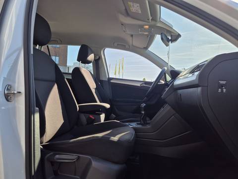 2016 Volkswagen Tiguan — sličica 10