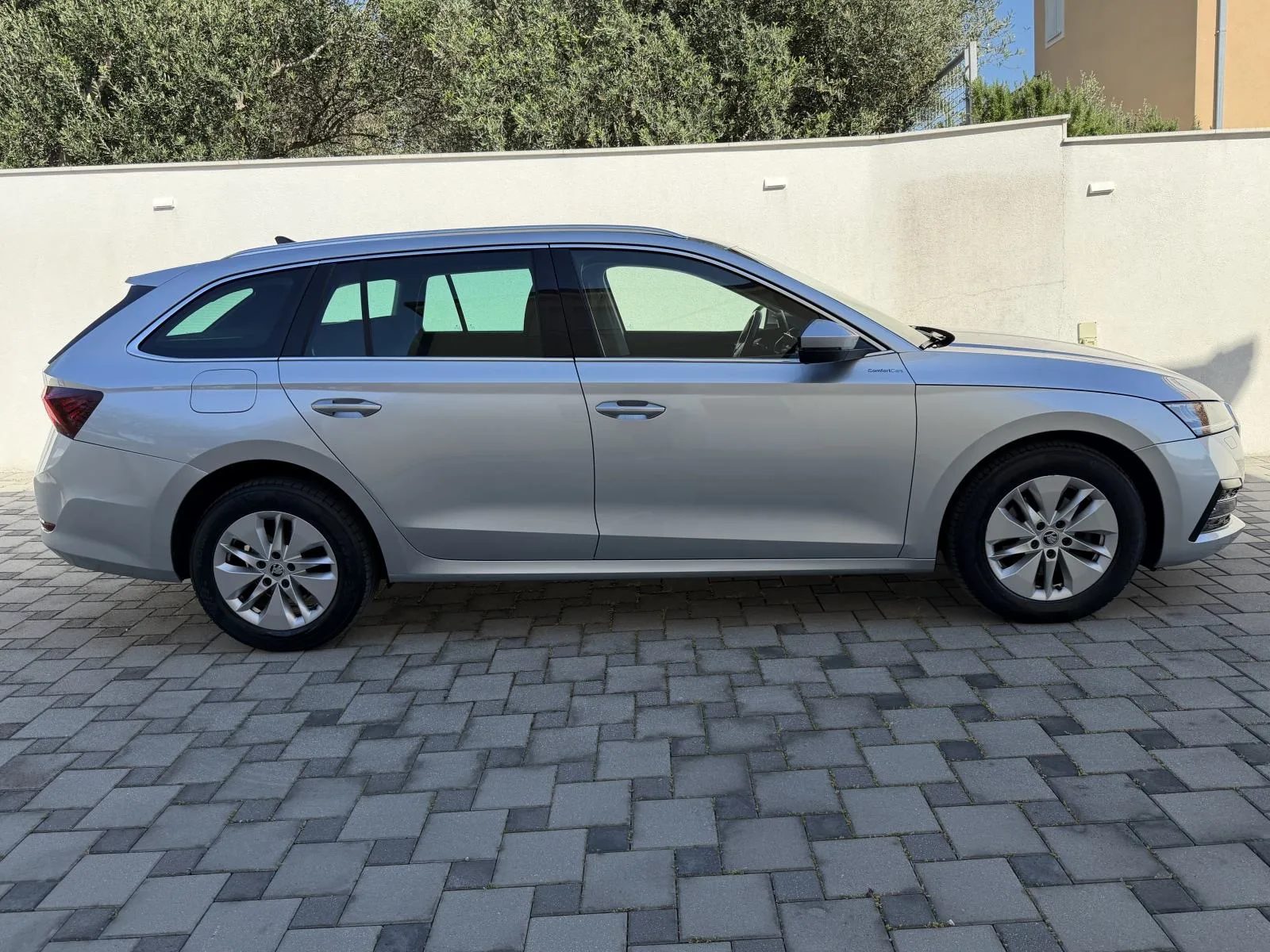 2020 Škoda Octavia — fotografija 8