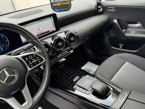 2020 Mercedes-Benz A-klasa — sličica 16