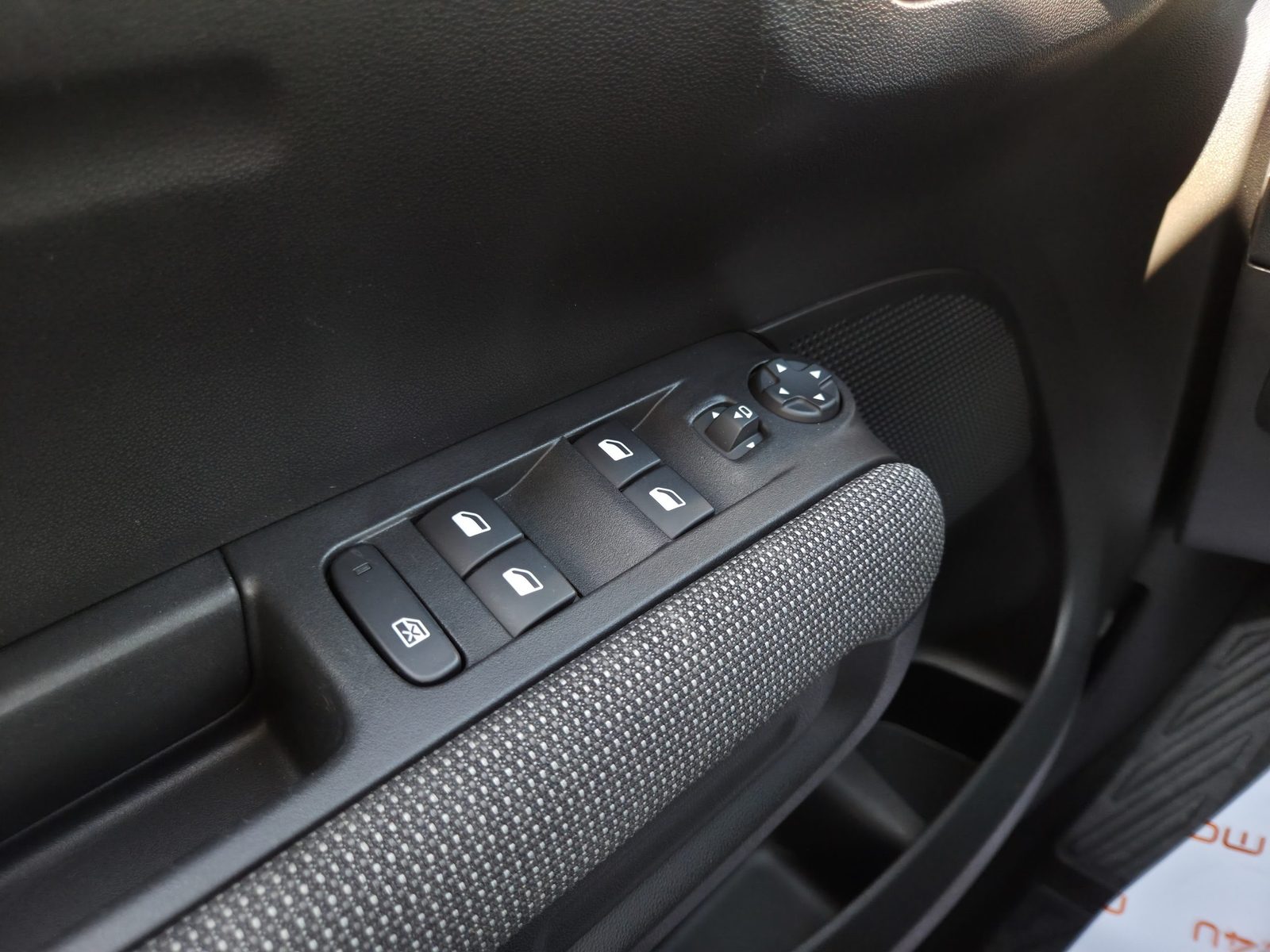 2023 Citroën C3 Aircross — fotografija 16