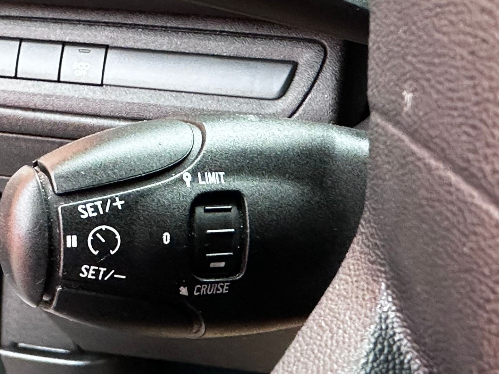 2019 Peugeot 208 — fotografija 6