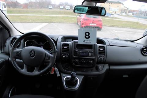 2020 Renault Trafic — sličica 12