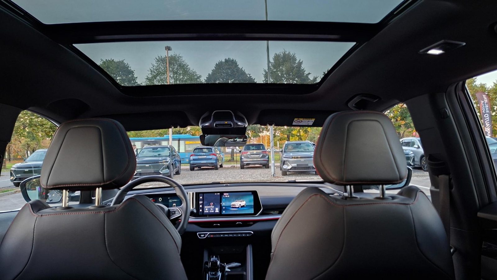 2024 Geely Coolray — fotografija 20
