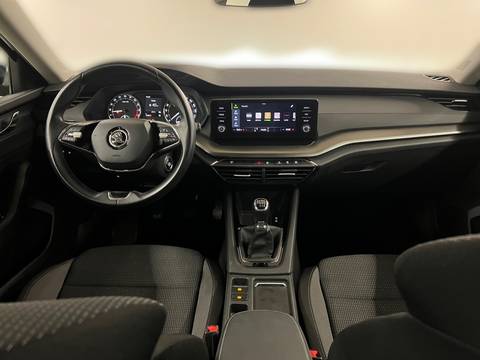 2022 Škoda Octavia Combi — sličica 17