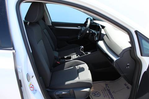2026 Volkswagen Golf — sličica 11