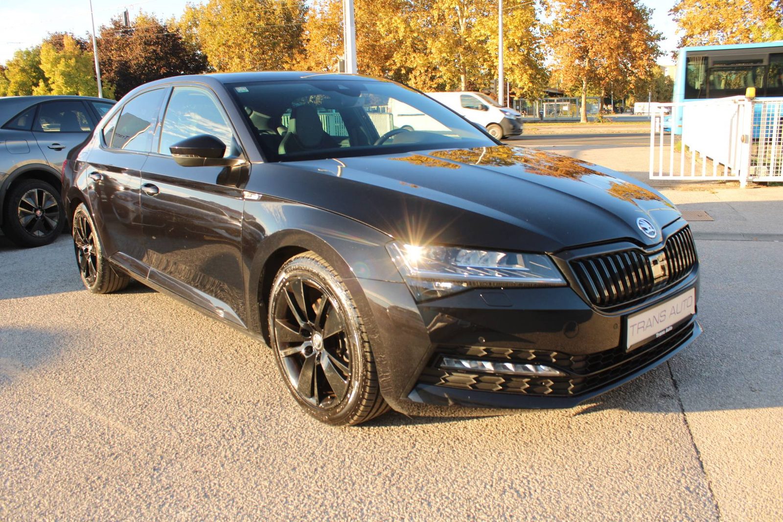 2021 Škoda Superb — fotografija 3