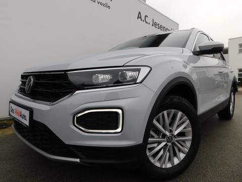 2022 Volkswagen T-Roc — sličica 7