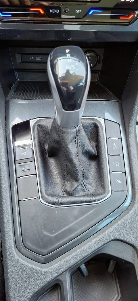 2022 Volkswagen Tiguan — sličica 14