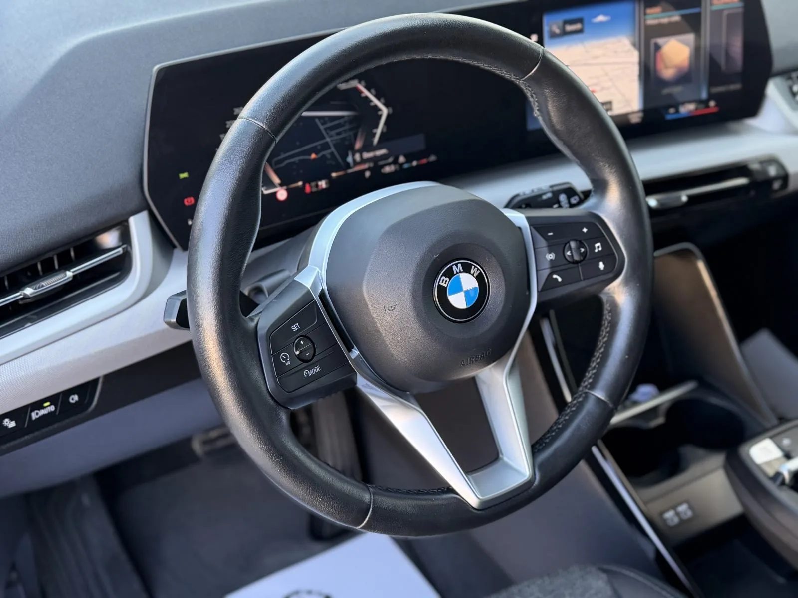 2022 BMW Serija 2 — fotografija 16