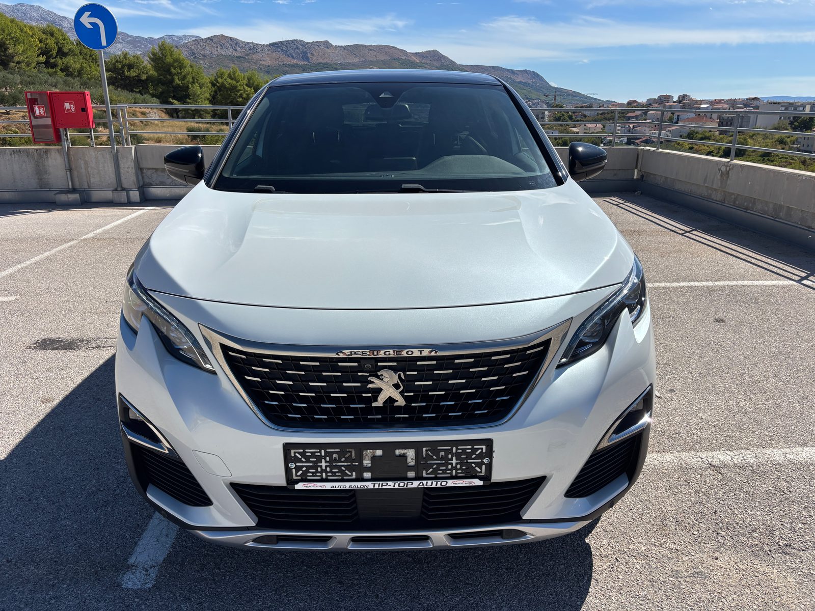 2018 Peugeot 3008 — fotografija 3