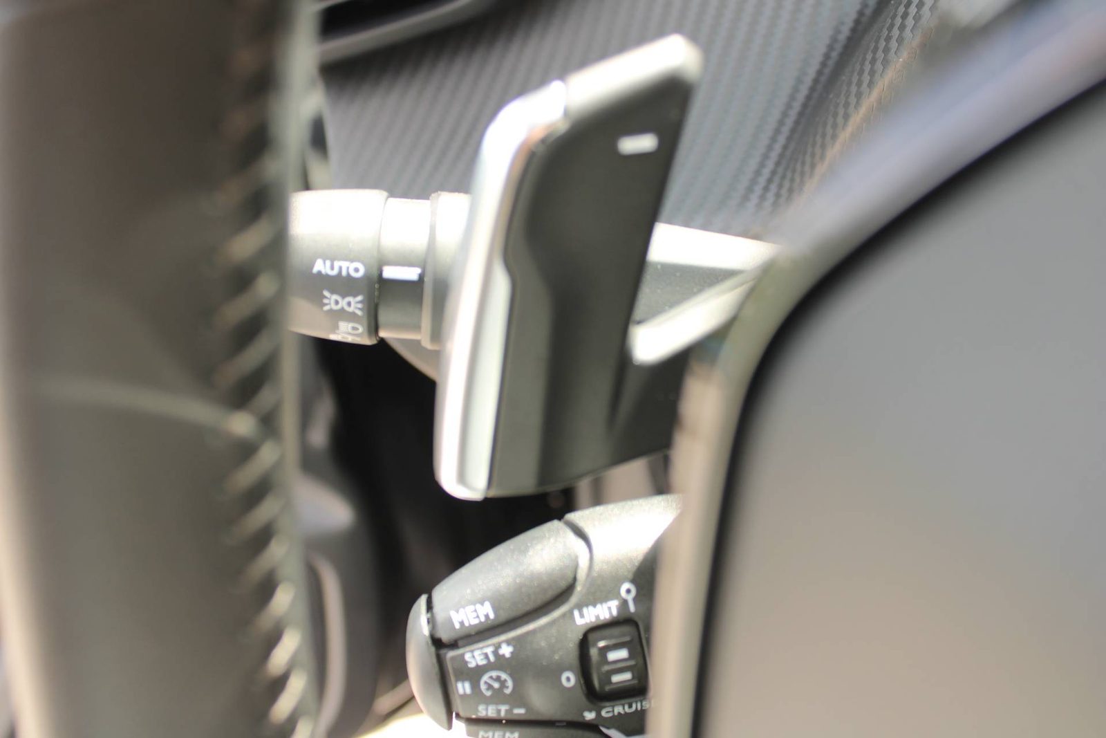2023 Peugeot 208 — fotografija 15