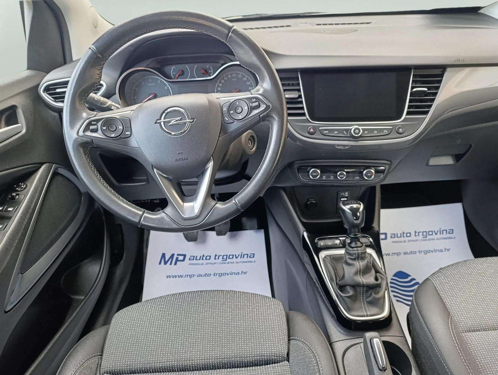 2022 Opel Crossland — fotografija 16