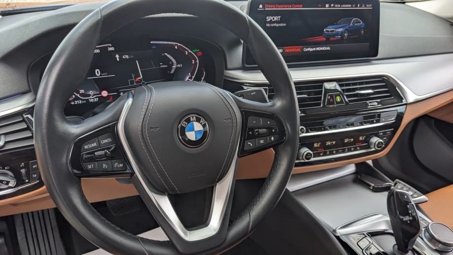 2022 BMW Serija 5 — fotografija 15