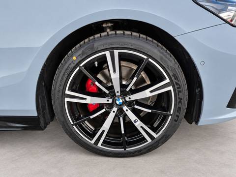 2025 BMW Serija 5 M Sport — sličica 27