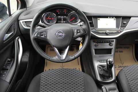 2020 Opel Astra — sličica 9