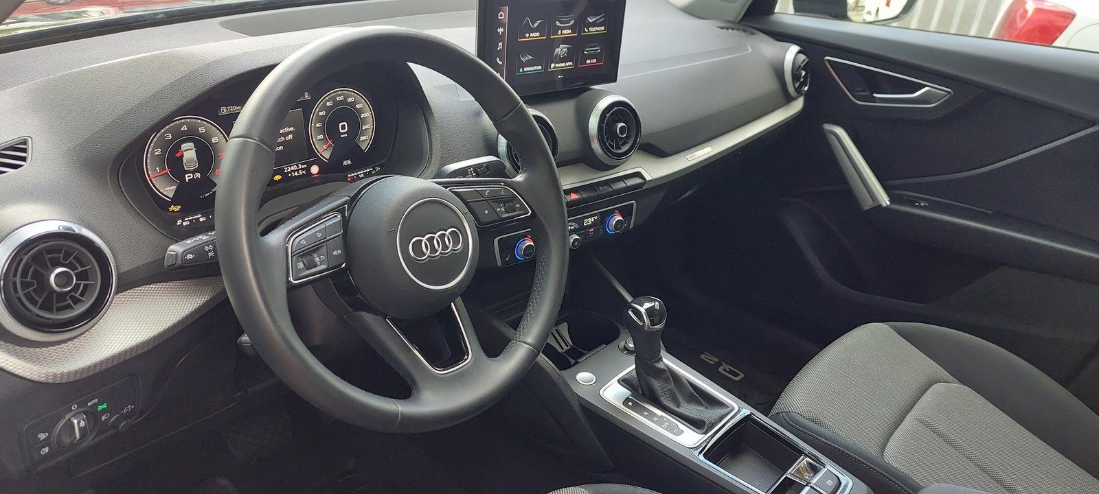 2025 Audi Q2 — fotografija 9