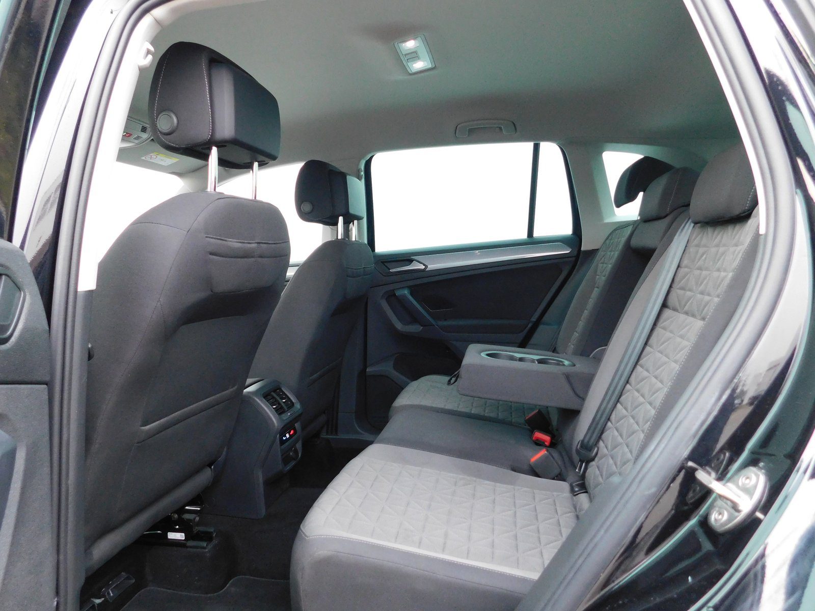2024 Volkswagen Tiguan — fotografija 11